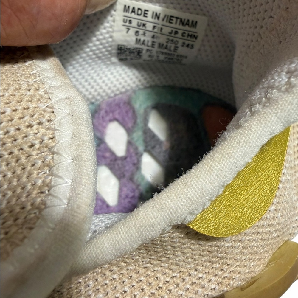 Adidas Pharrell Williams NMD Hu Trail  'HAPPY' China Gold Knit Sneakers Sz 7 - Picture 13 of 15